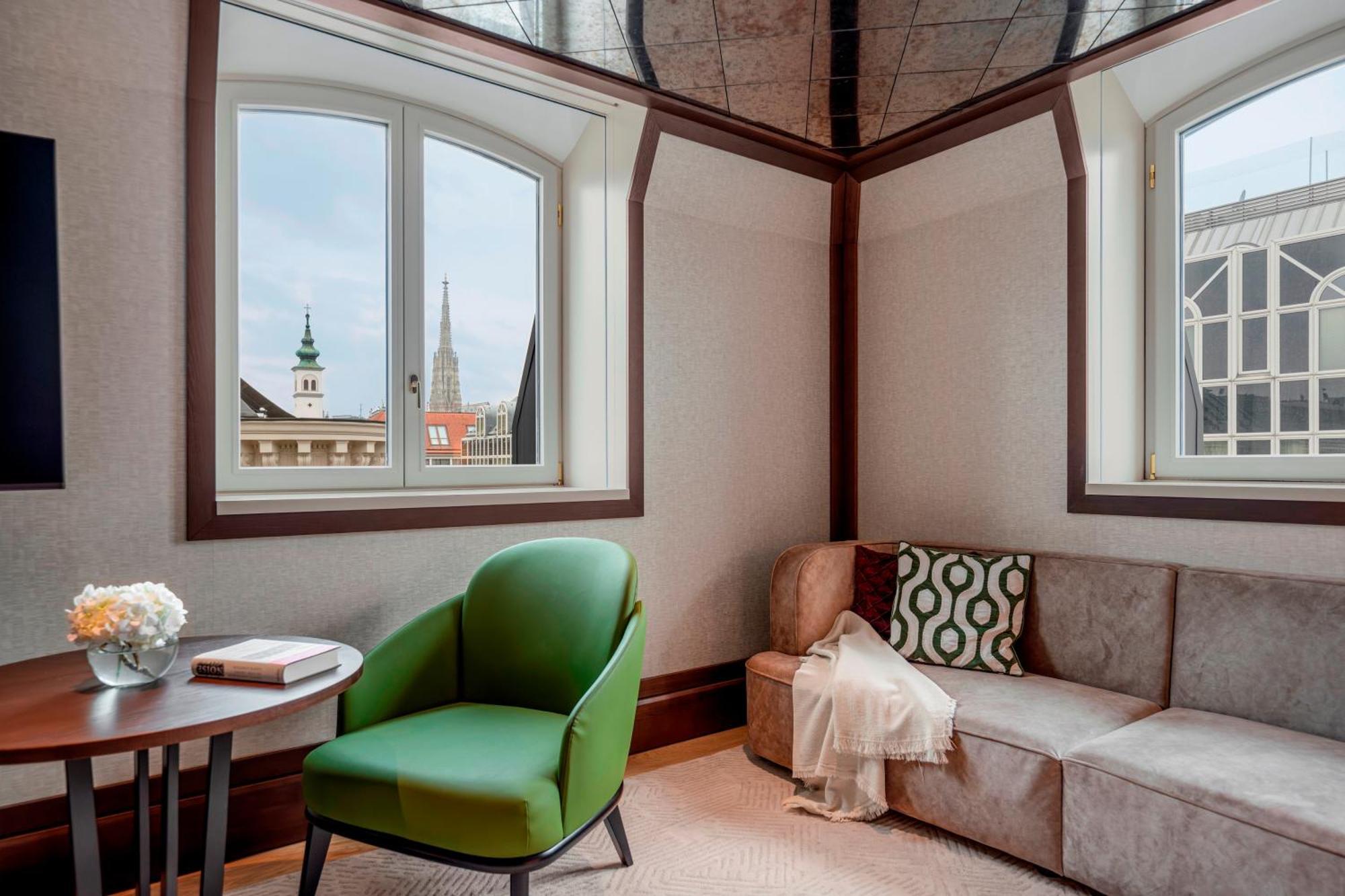 Almanac Palais Vienna Hotel ภายนอก รูปภาพ A room at the hotel